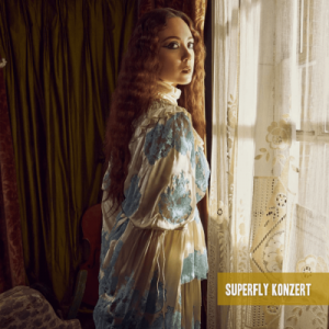 LEAD_Laufey_Press Photos_Tour Announce 1 (PC - Emma Summerton)-min-min.jpg