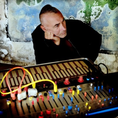 YANN TIERSEN supported by Radio Superfly